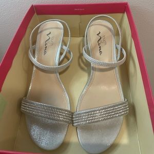 8.5 women’s high heels!